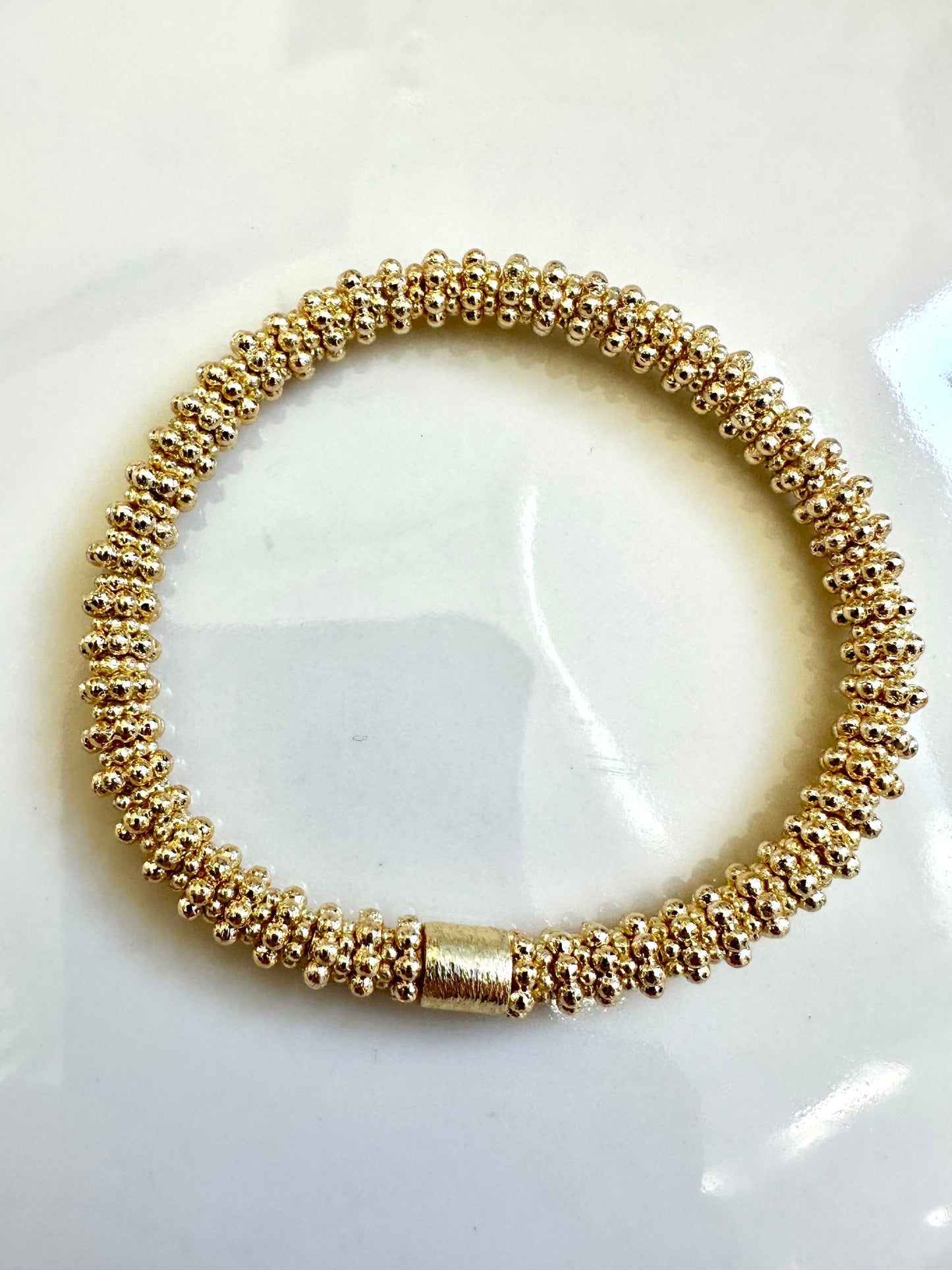 Tiny Gold Daisy Bracelet