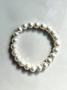 White Shell Pearl Bracelet