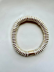 White Gold Pattern Bracelet