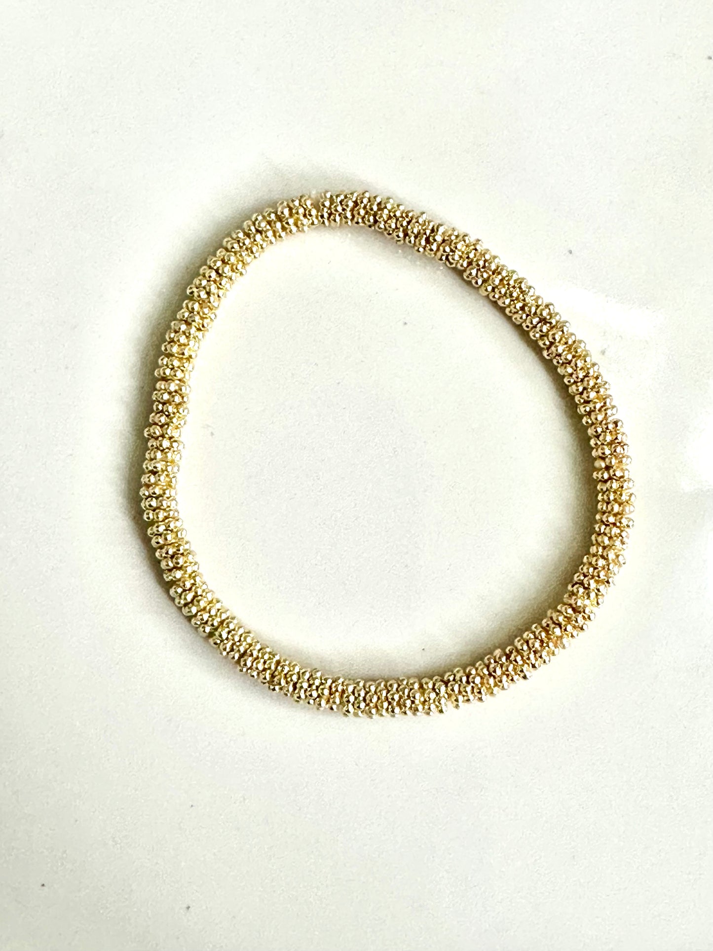 Tiny Gold Daisy Bracelet
