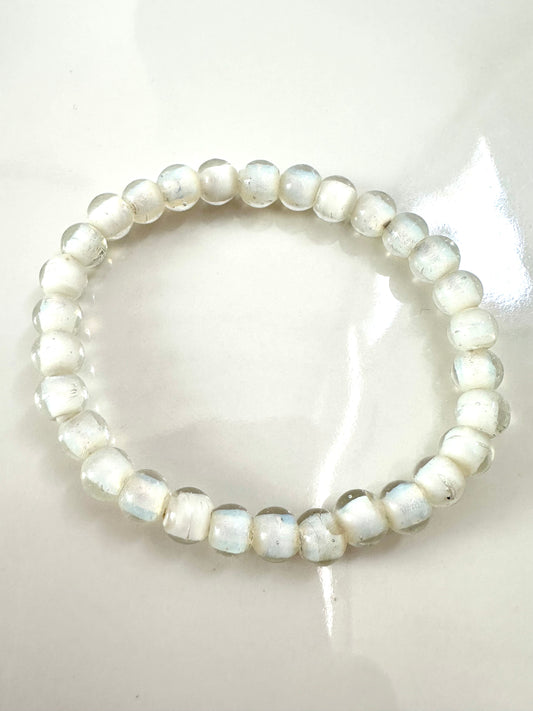 White Heart Bead Bracelet
