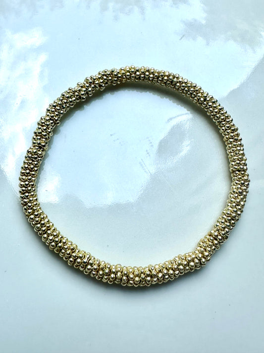 Tiny Gold Daisy Bracelet