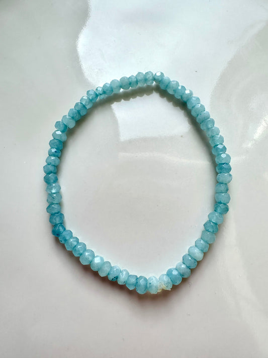 Light Blue Agate Gemstone Bracelet
