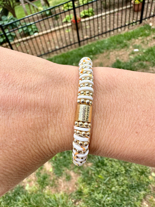 White & 14K Gold Mixed Daisy Bracelet - 8mm