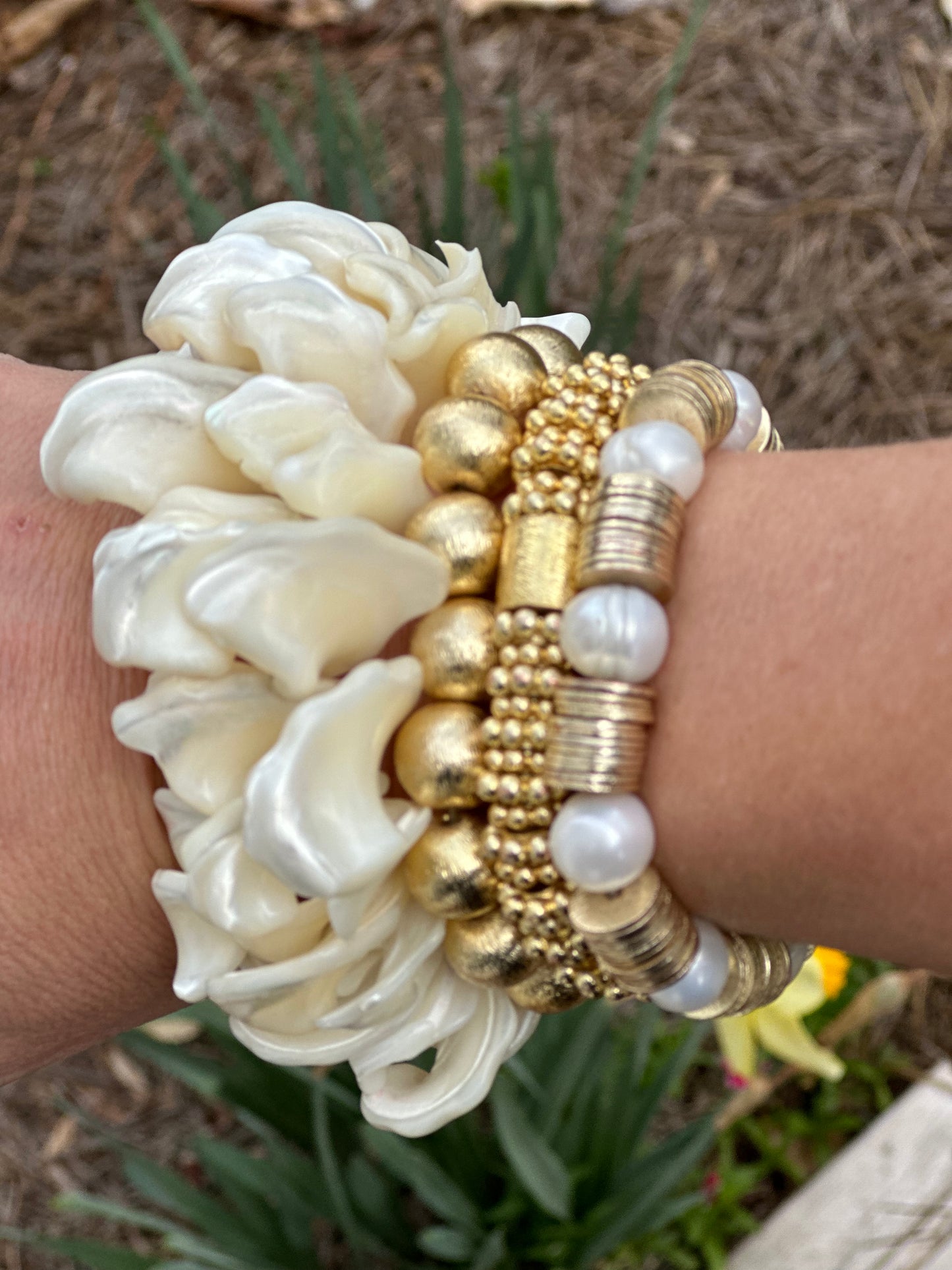 Mother of Pearl Shell Bracelet