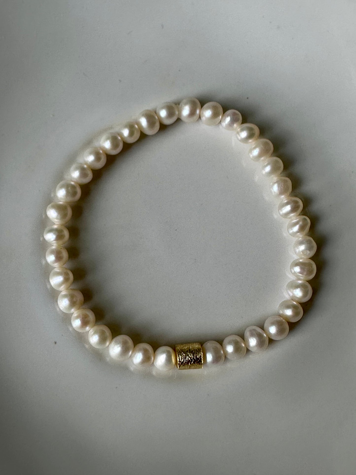 Freshwater Pearl and Gold Bead Bracelet